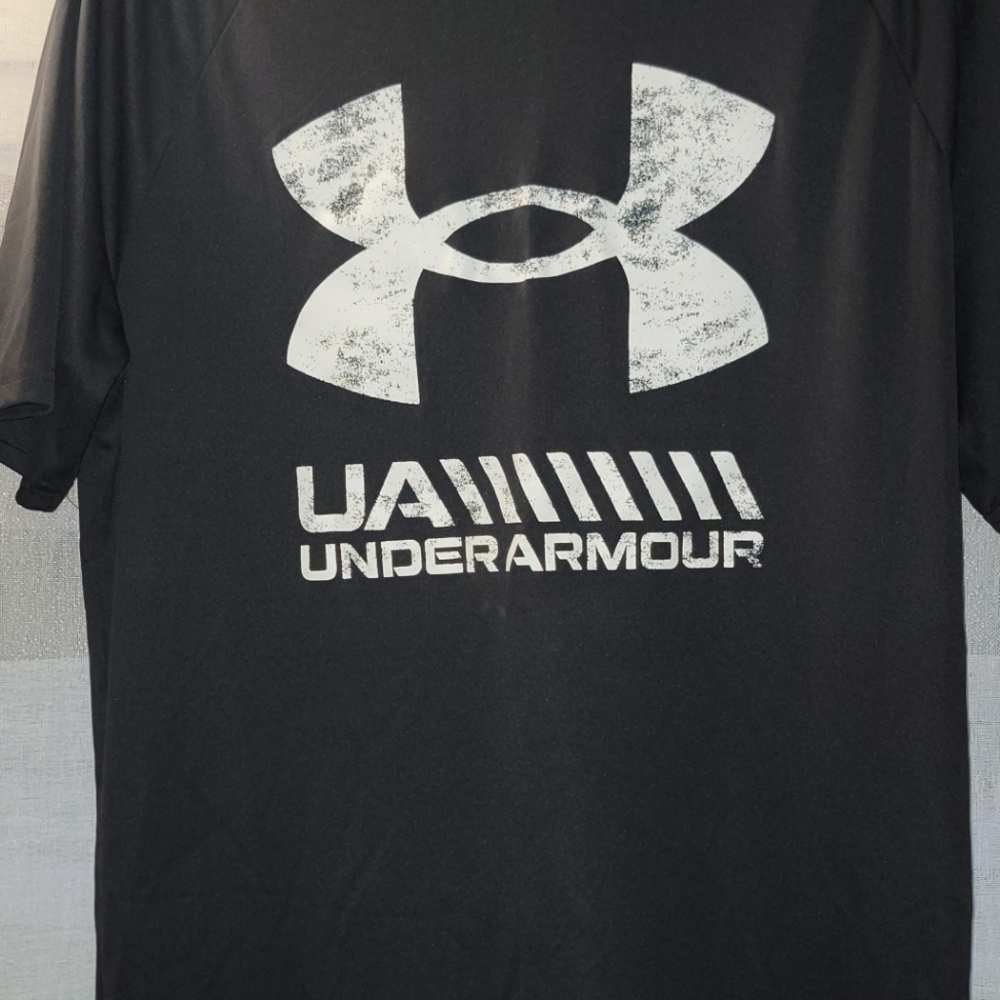 Youth boys polyester under armour short sleeve shirt